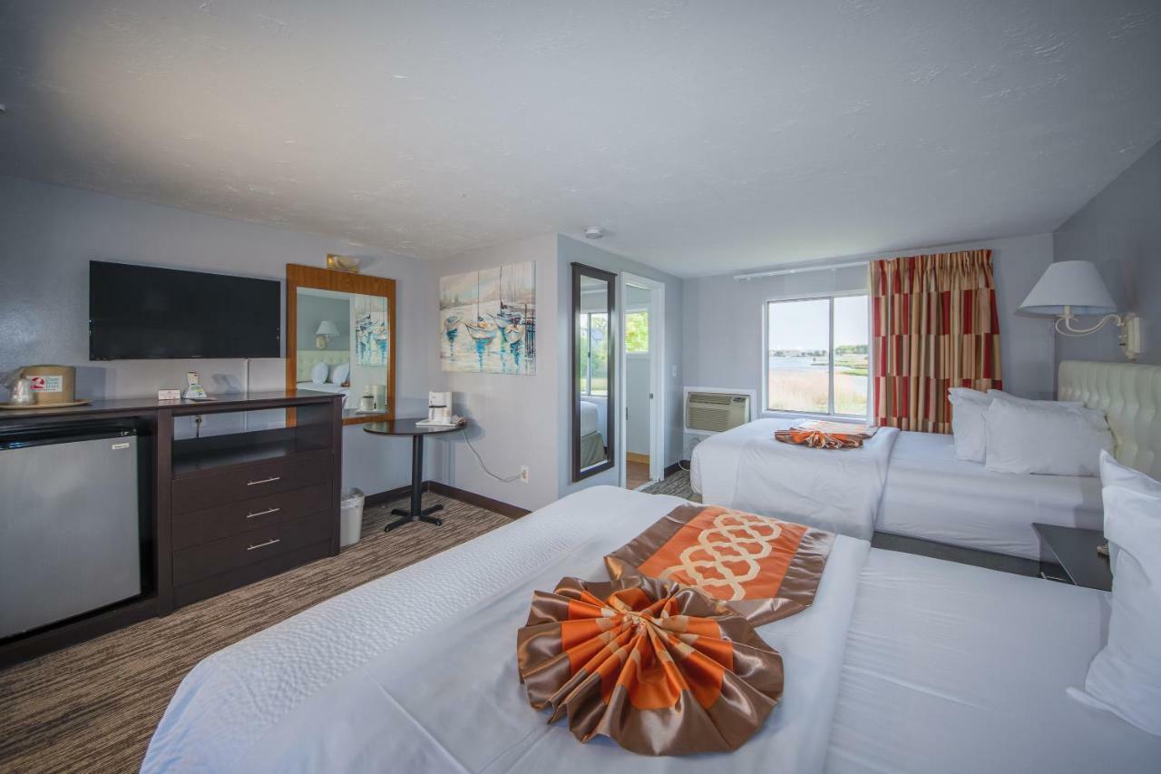 Bayside Queen Room Two Queen Beds