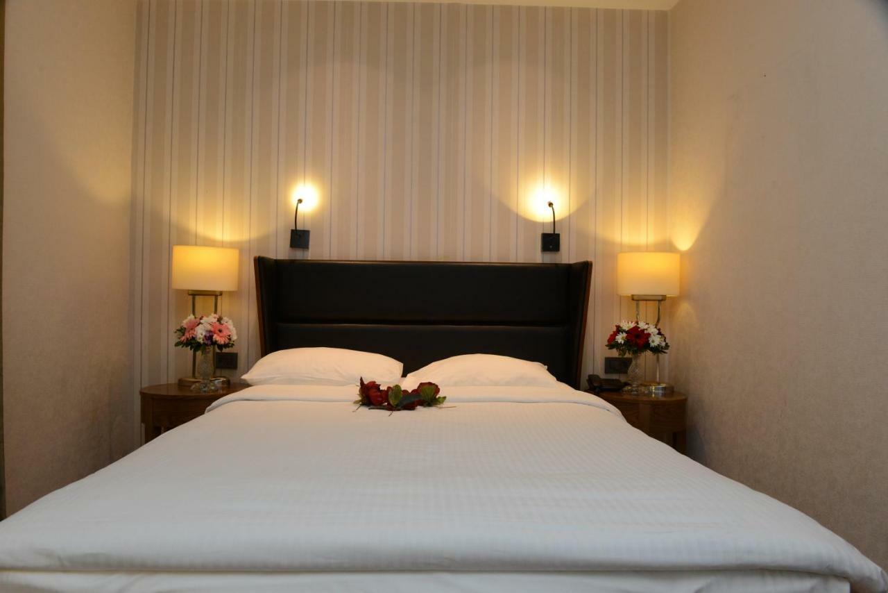 Economy Double Room,816103724:JPEG