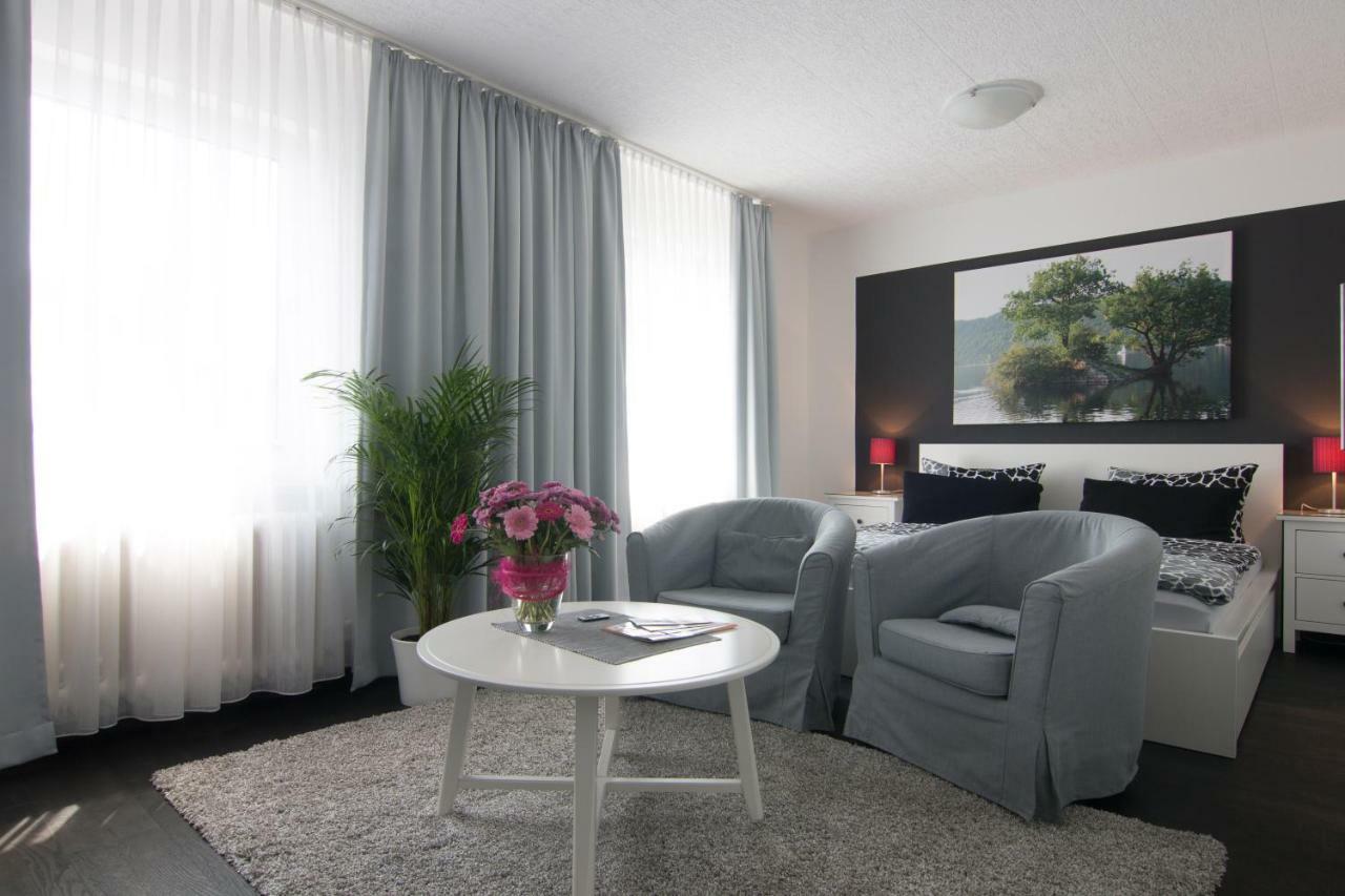 Doppelzimmer mit Gartenblick