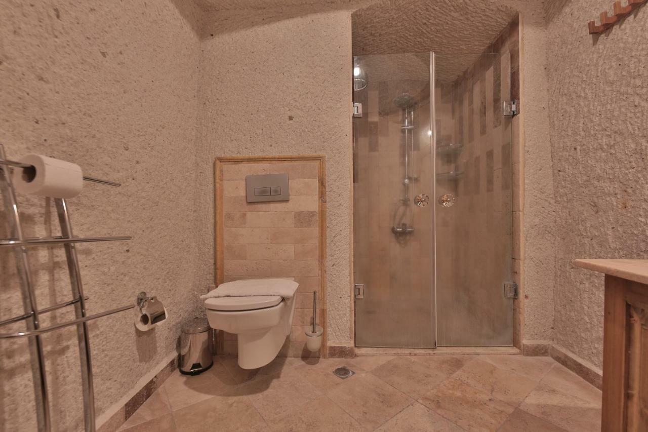 Family Cave Room,1545351157:JPEG