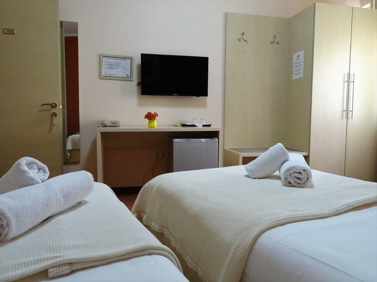 Standaard Kamer met 2 Bedden