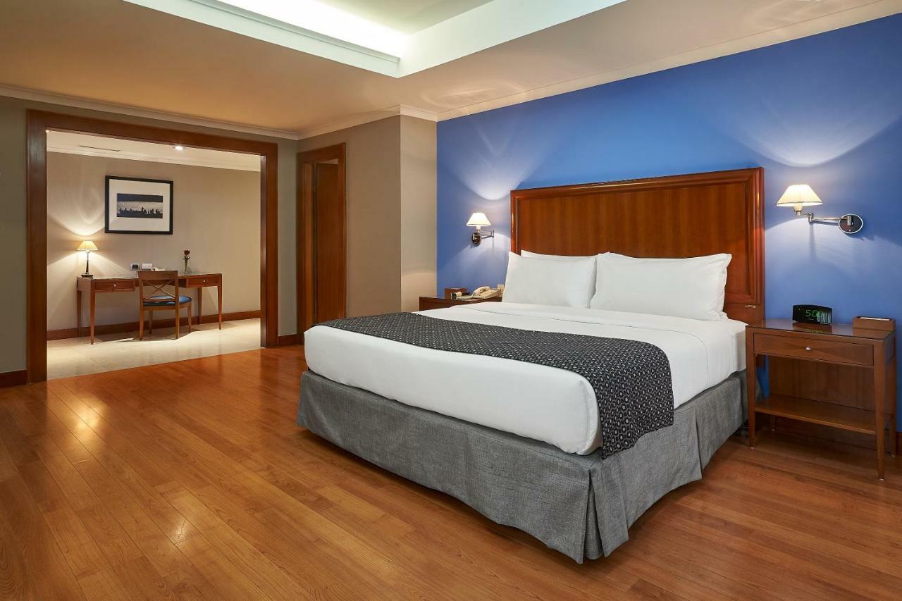 Premium Floor King Room