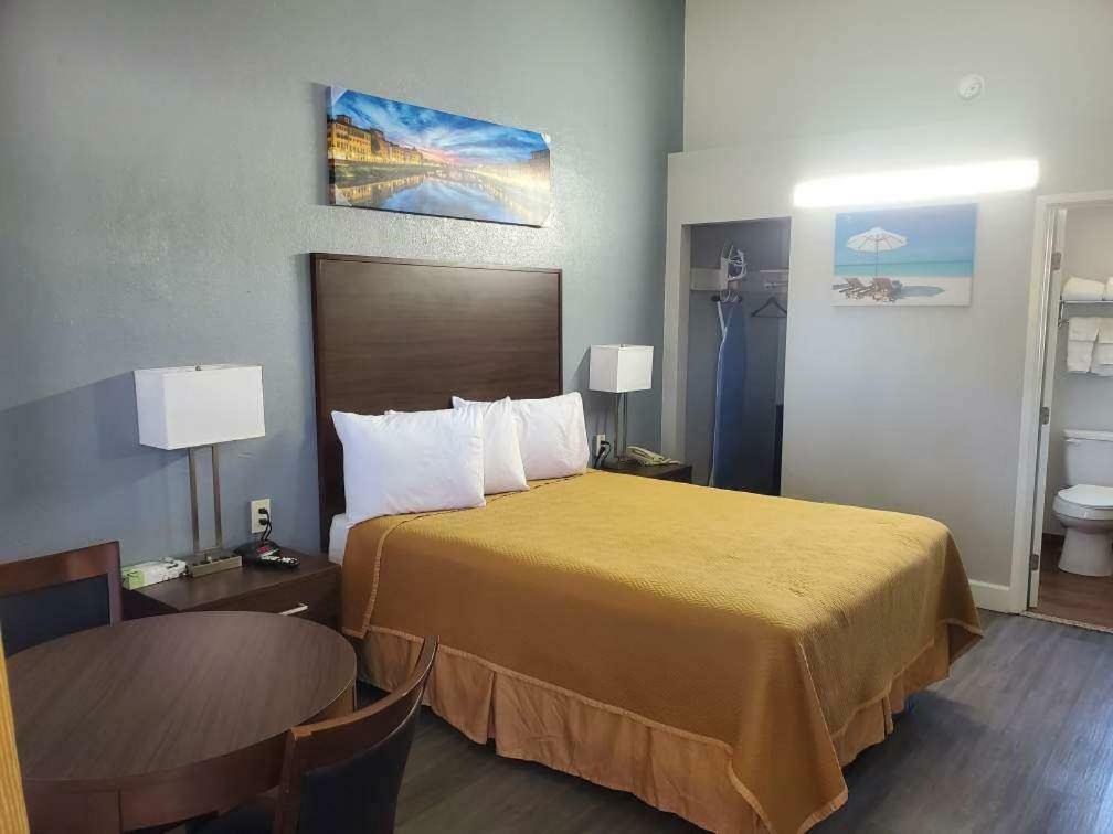 Quarto com Cama Queen-size - Não Fumantes