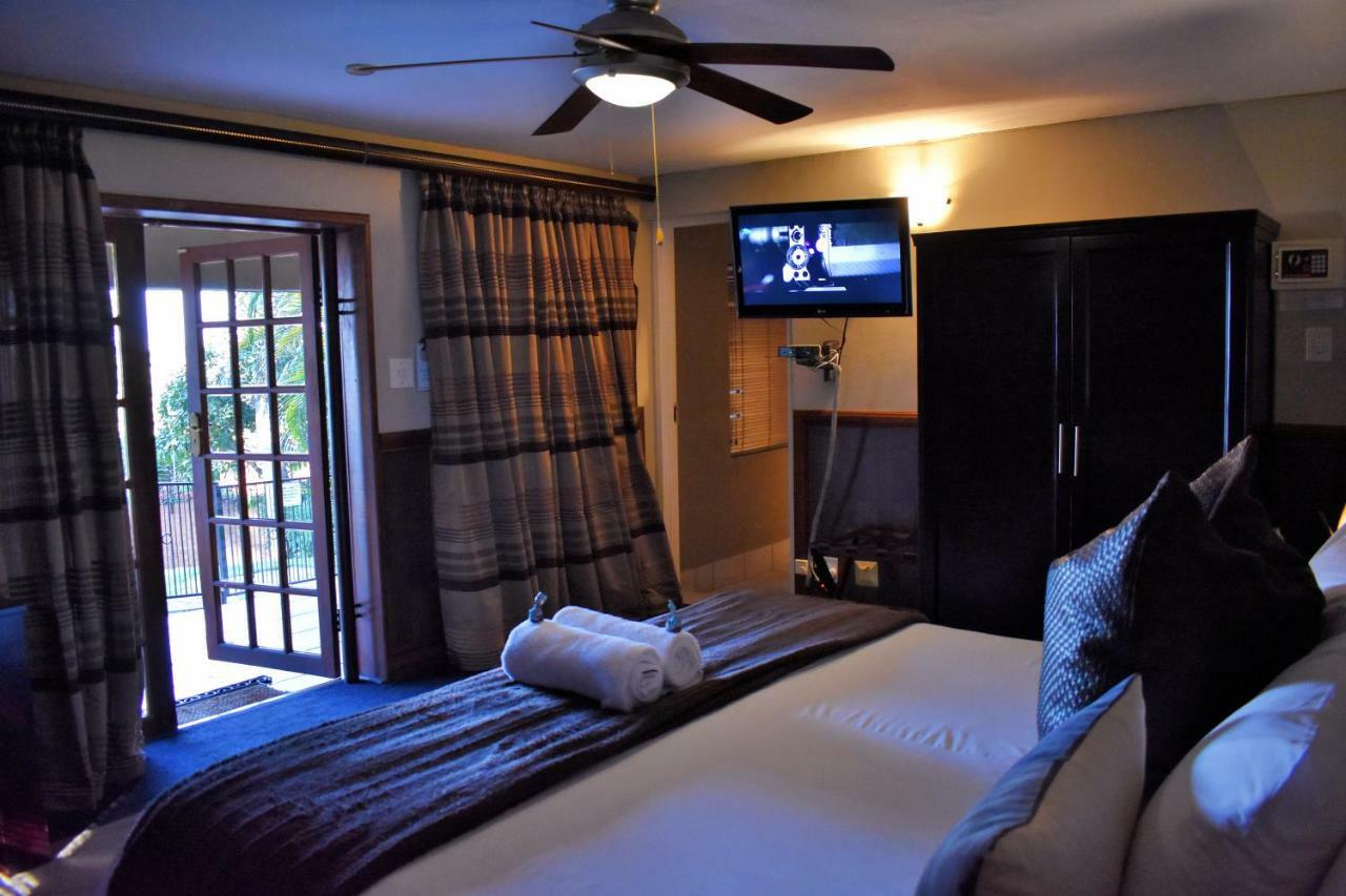 Double Room Balcony,817774649:JPEG