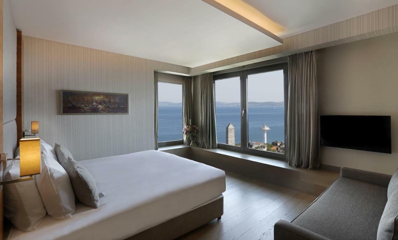 Corner Deluxe Room Sea View,103320191:JPEG