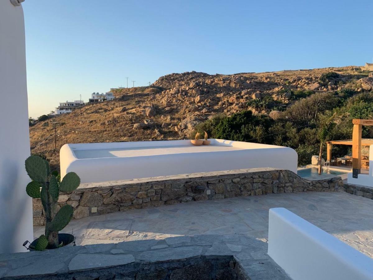 Zen Secluded Room Sea Mountain View,960427459:JPEG