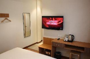 Superior King Room (With Window)