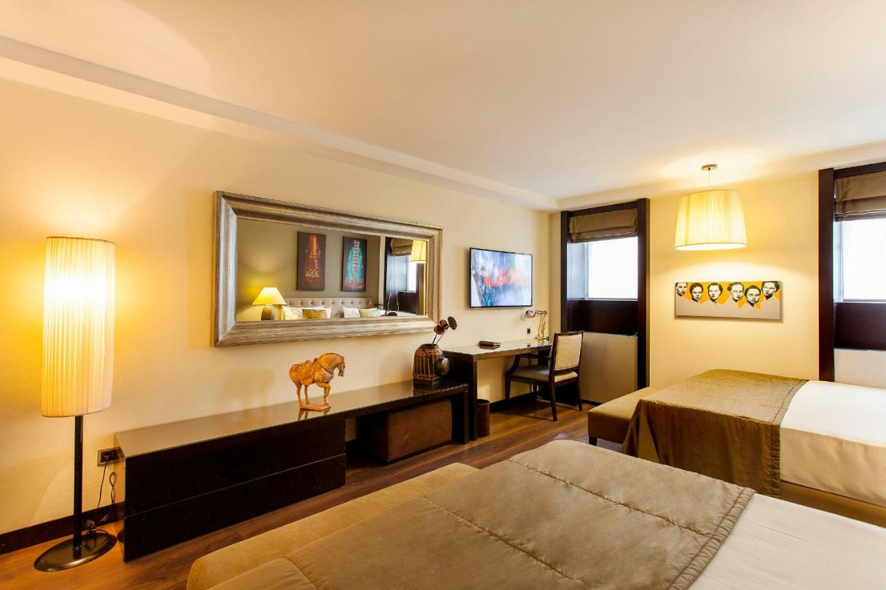 Triple Room,819060323:JPEG