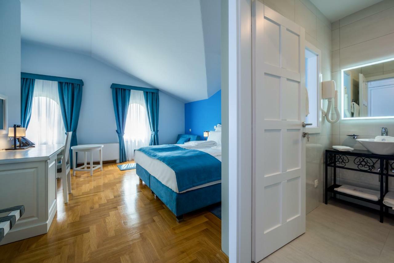 Deluxe Doppel-/Zweibettzimmer mit Meerblick