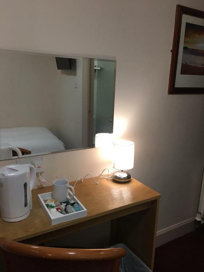 Single Room Private Bathroom
