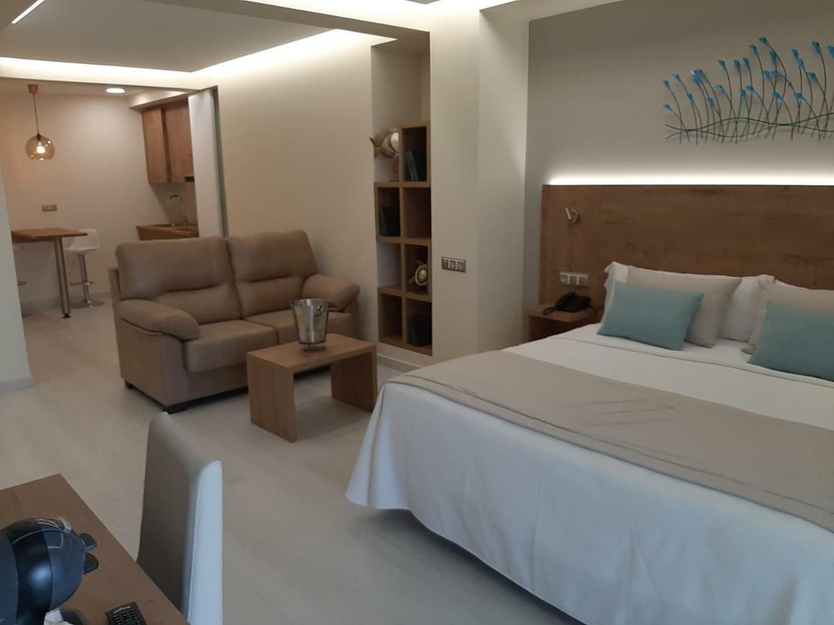 Suite with Hot Tub