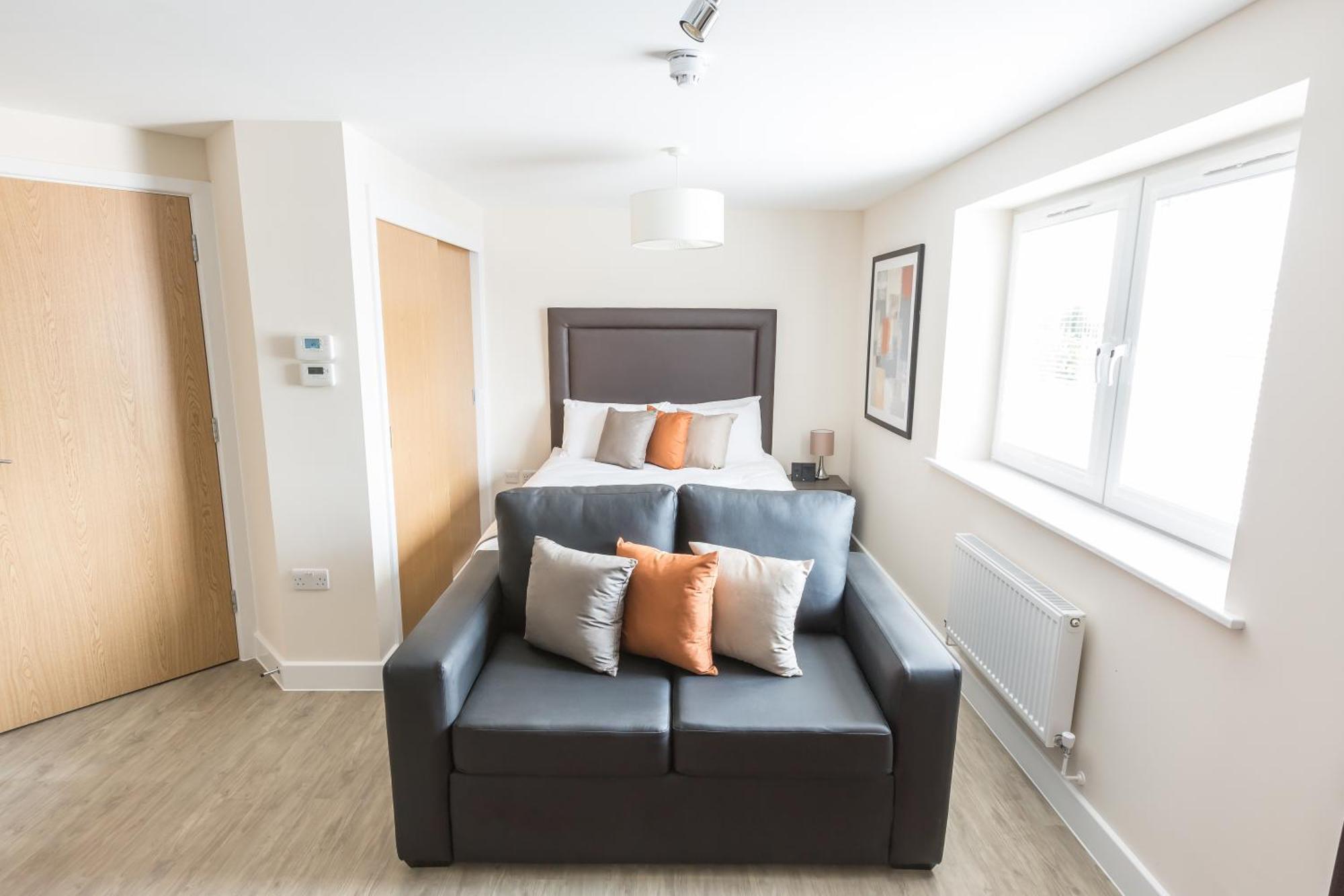 Studio Apartment
