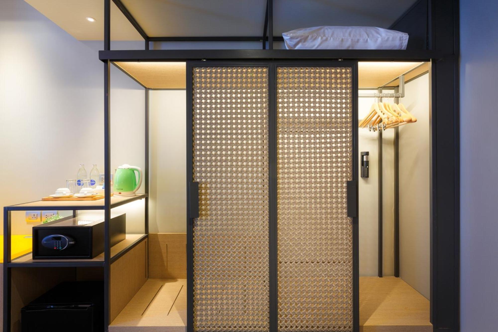 Chambre Familiale avec 1 Lit King-Size et 1 Lit Superposé
