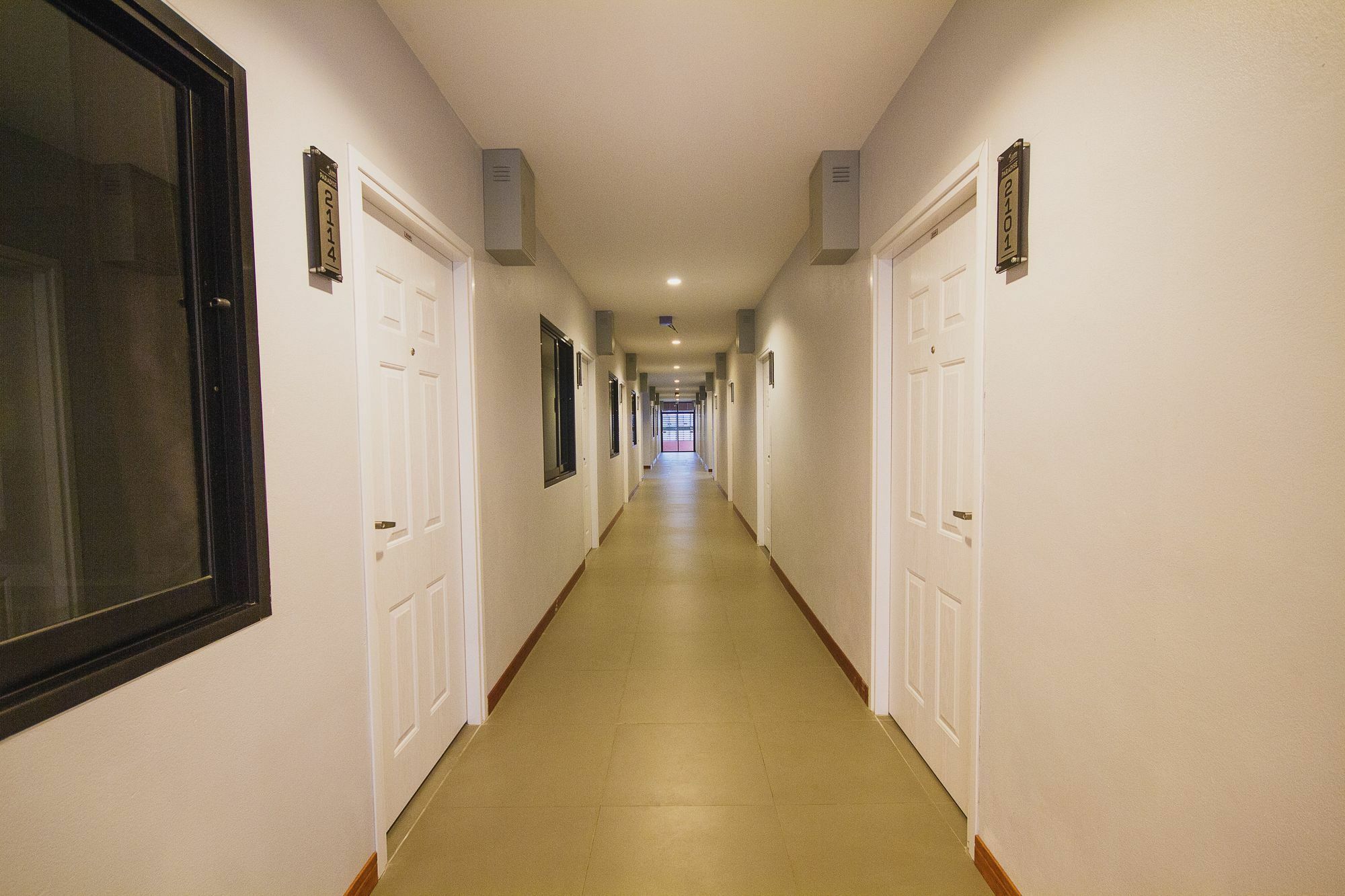 Standard Twin Room - No Window