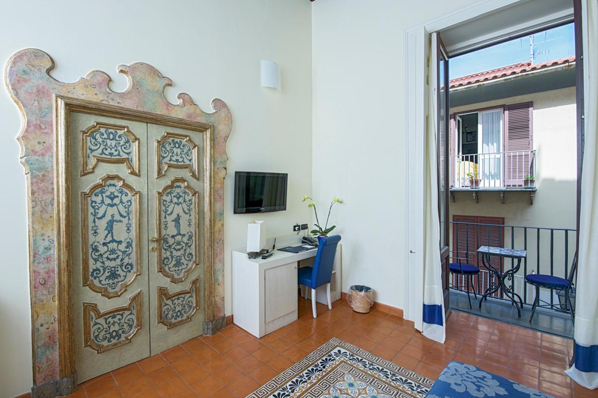 Deluxe Junior Suite
