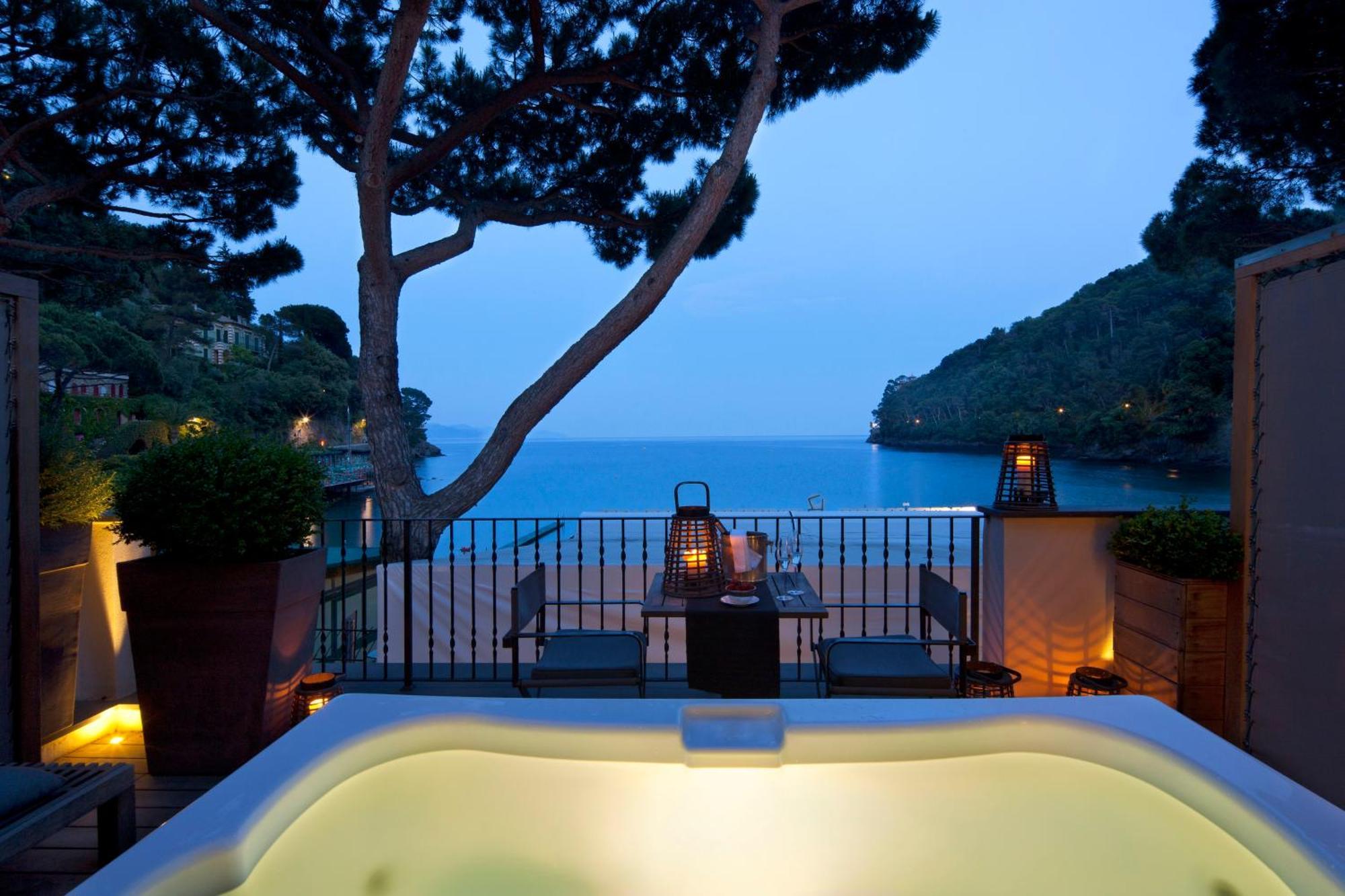 Deluxe Double Room with Sea View