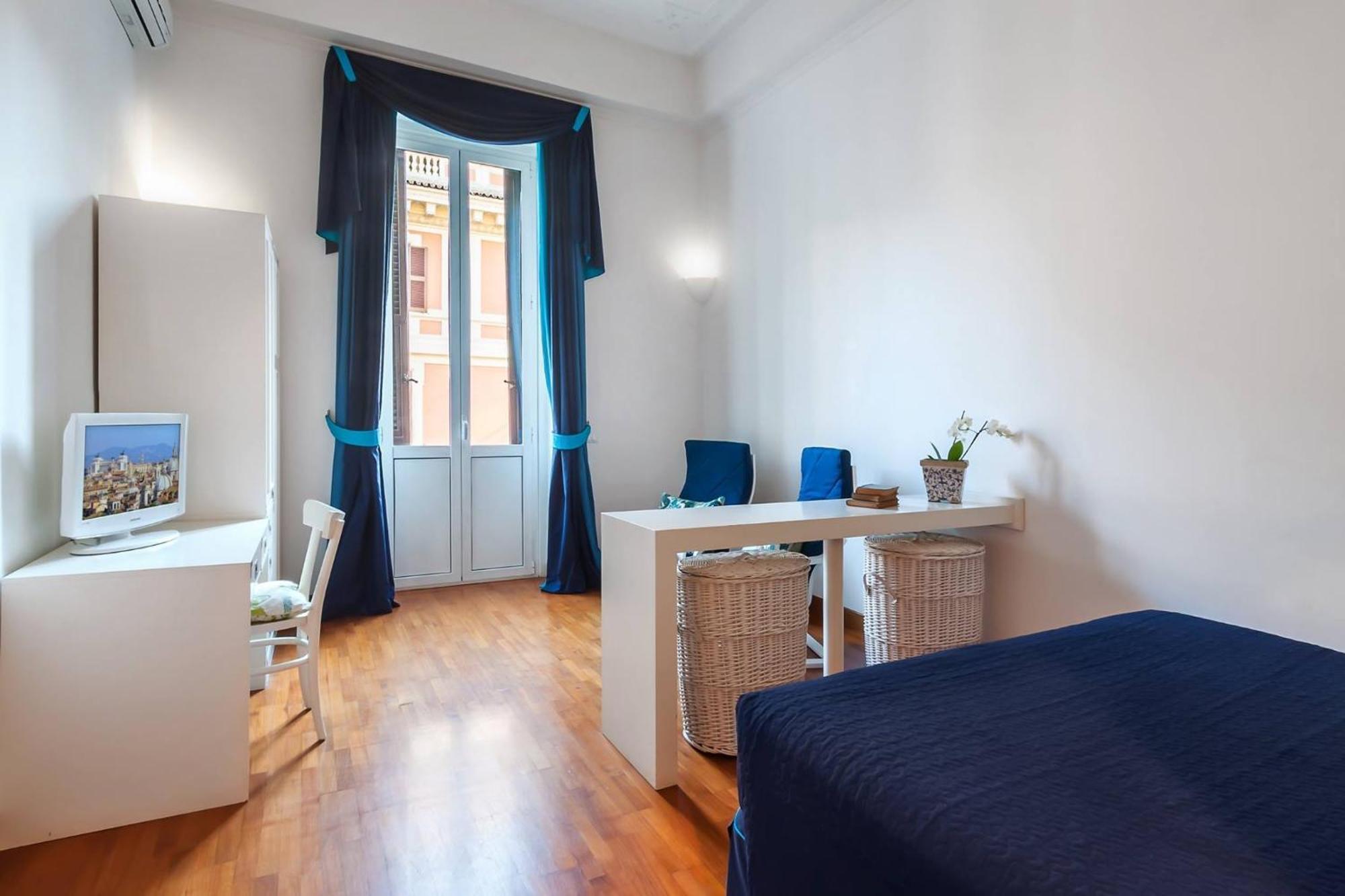 Two-Bedroom Suite,823050377:JPEG