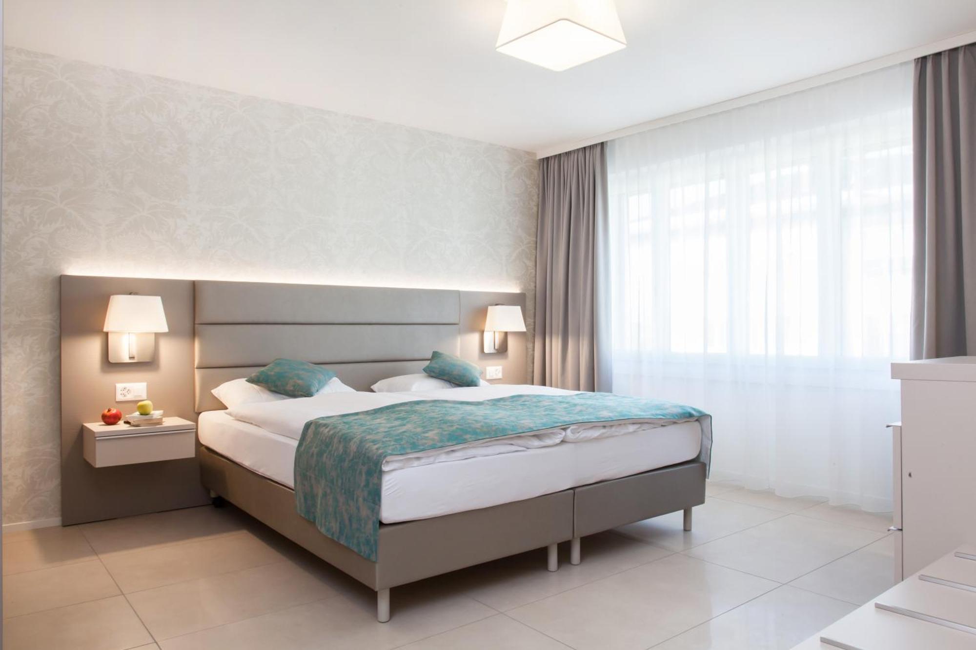 Two-Bedroom Apartment,824256443:JPEG
