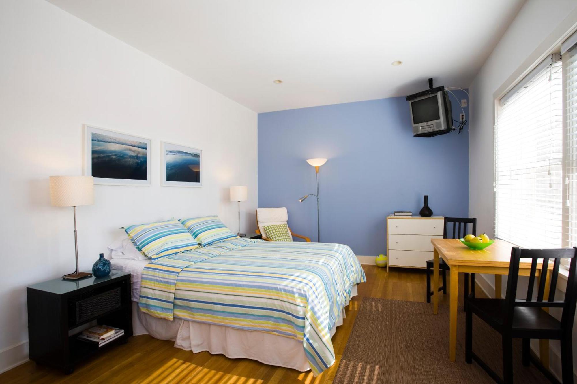 Suite Estudio con vistas parciales al océano - 1 cama grande