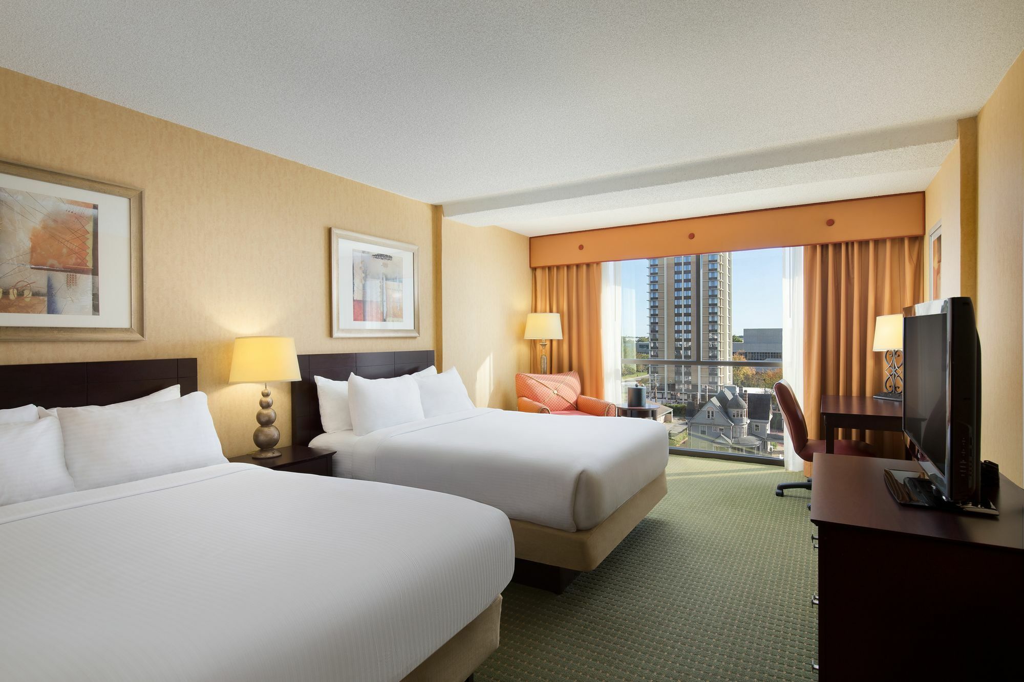 PURE Wellness, 2 Queen Beds