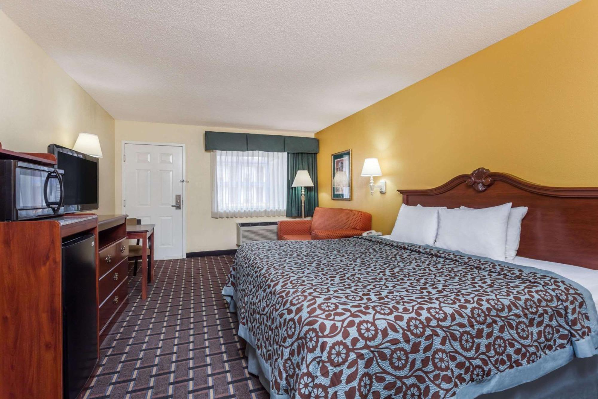 King Room - Non-Smoking