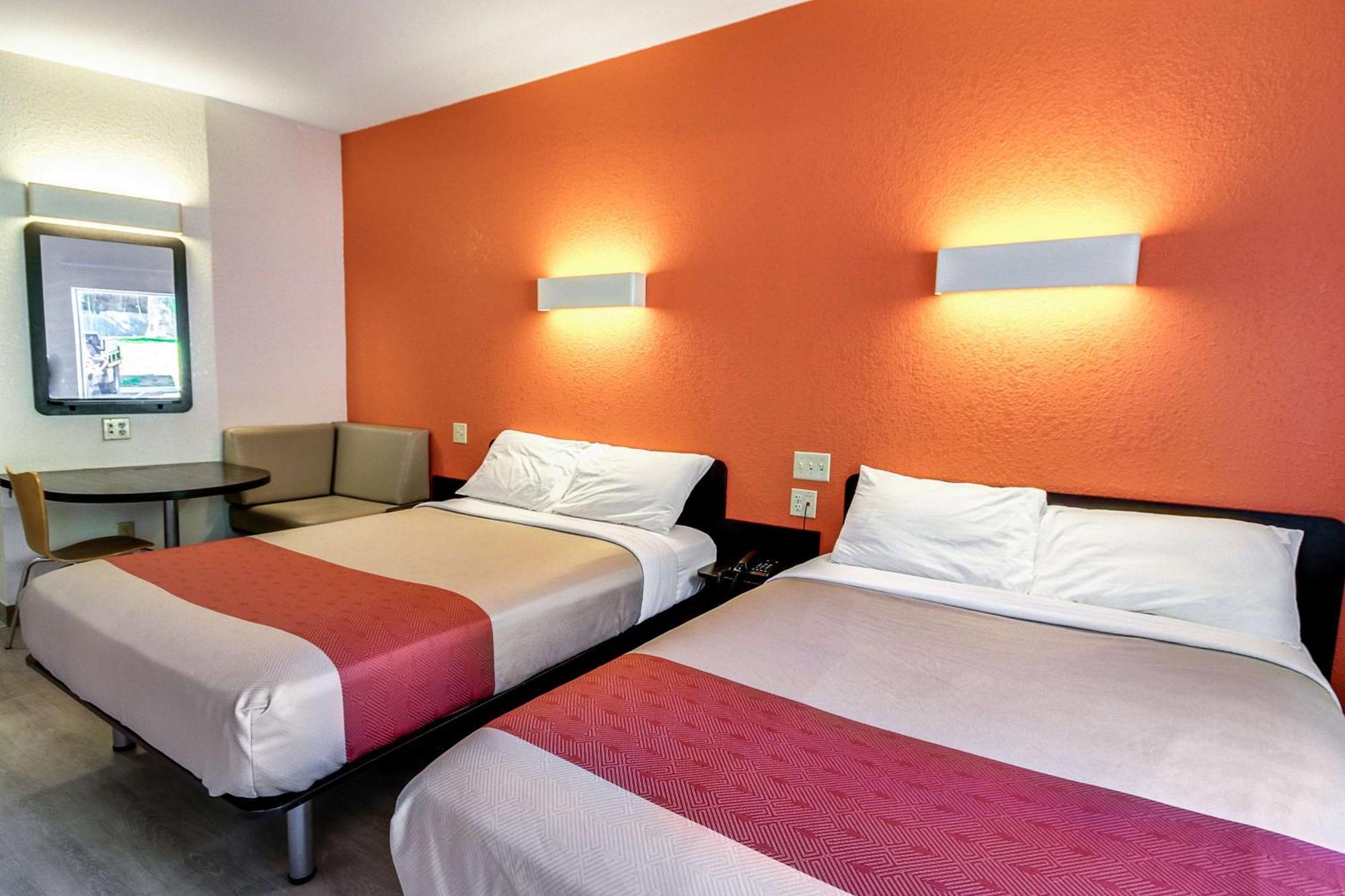 Deluxe Queen Room with Two Queen Beds - Non-Smoking