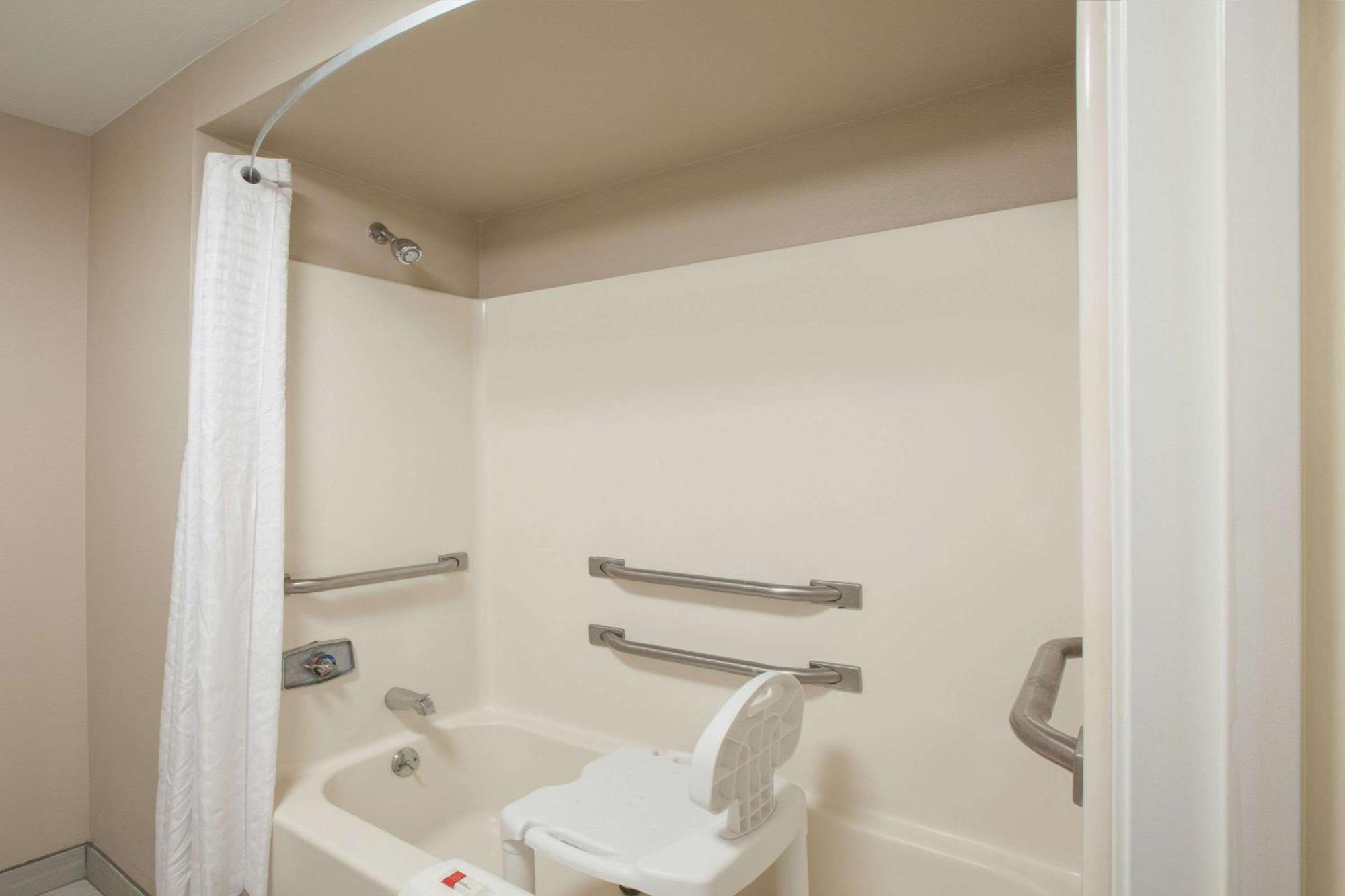Double Room - Disability Access/Non-Smoking