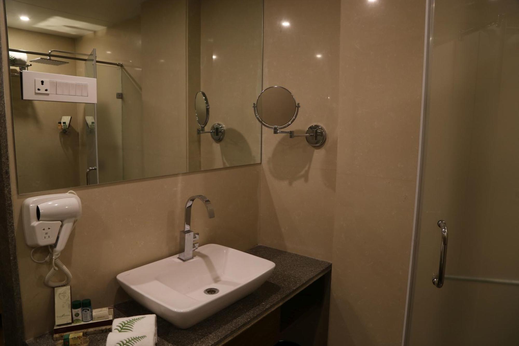 Hazel Suite
