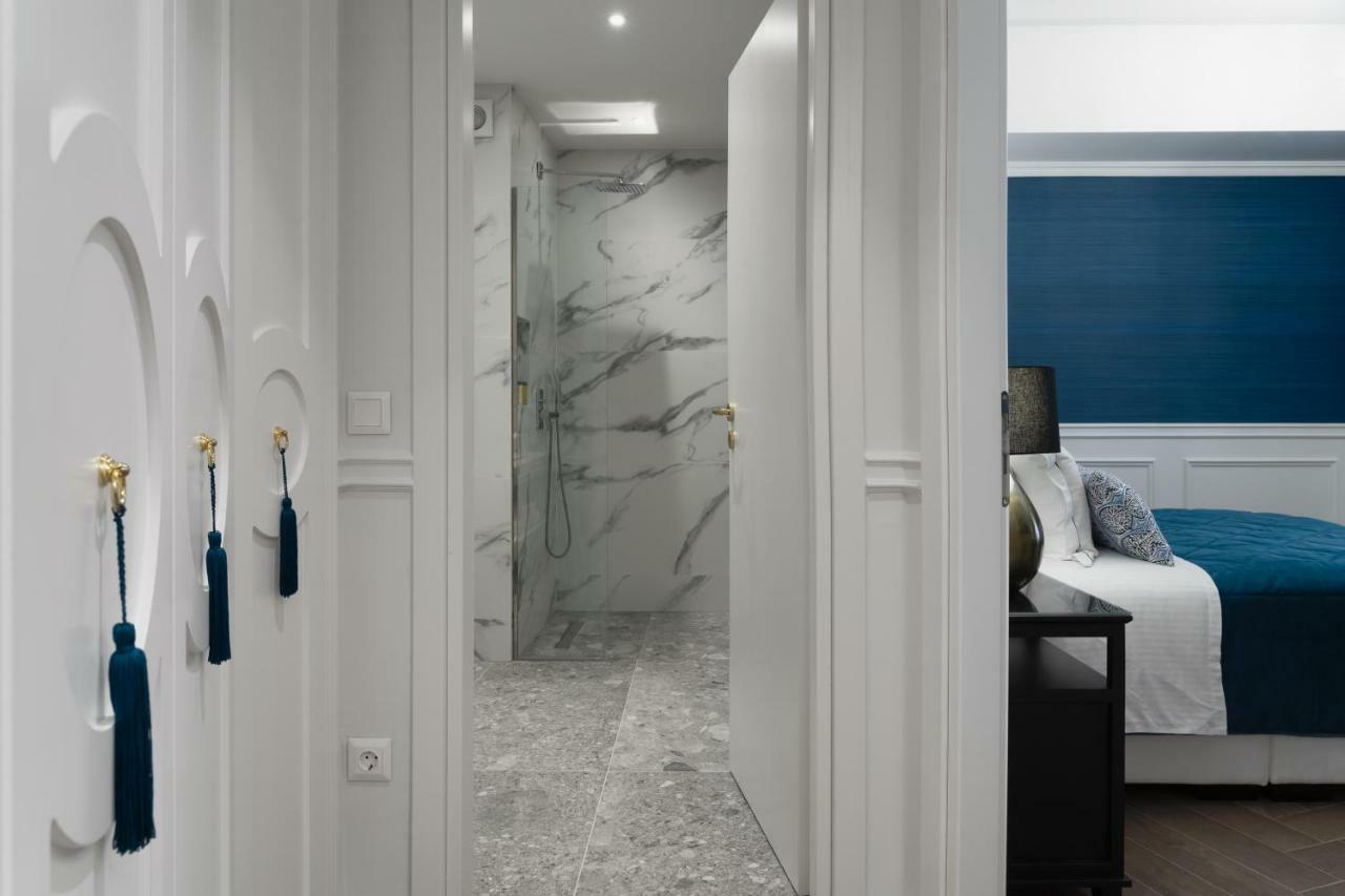 Two-Bedroom Suite,827142539:JPEG