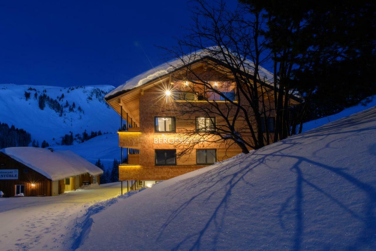 Doppelzimmer mit Balkon