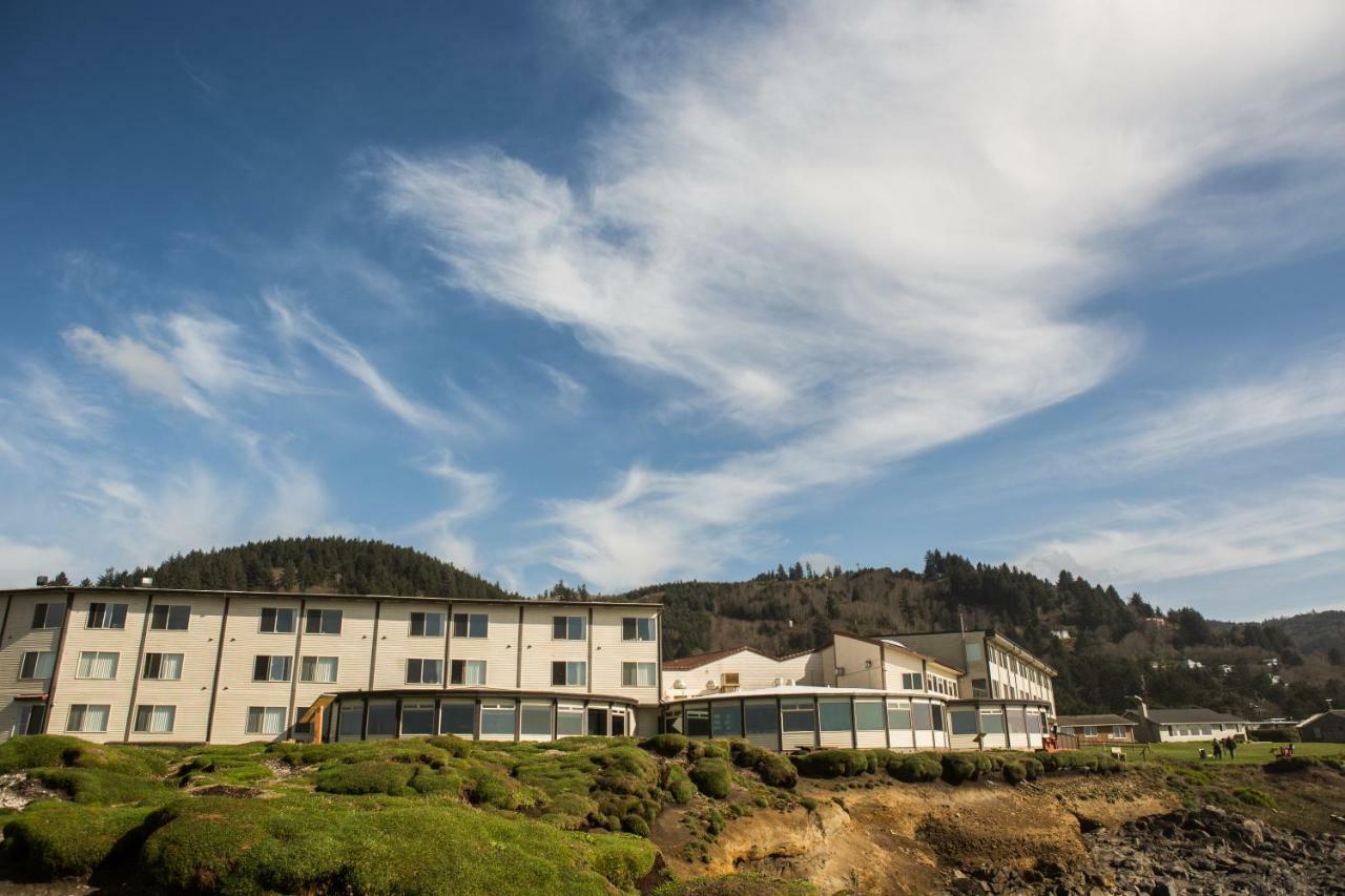King Partial Ocean View Whirlpool