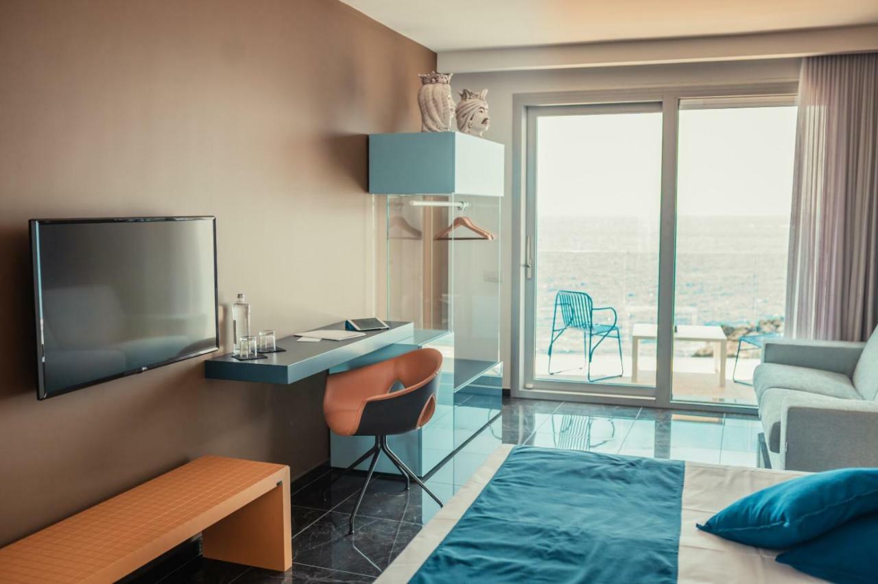 Deluxe Double Room with Sea View