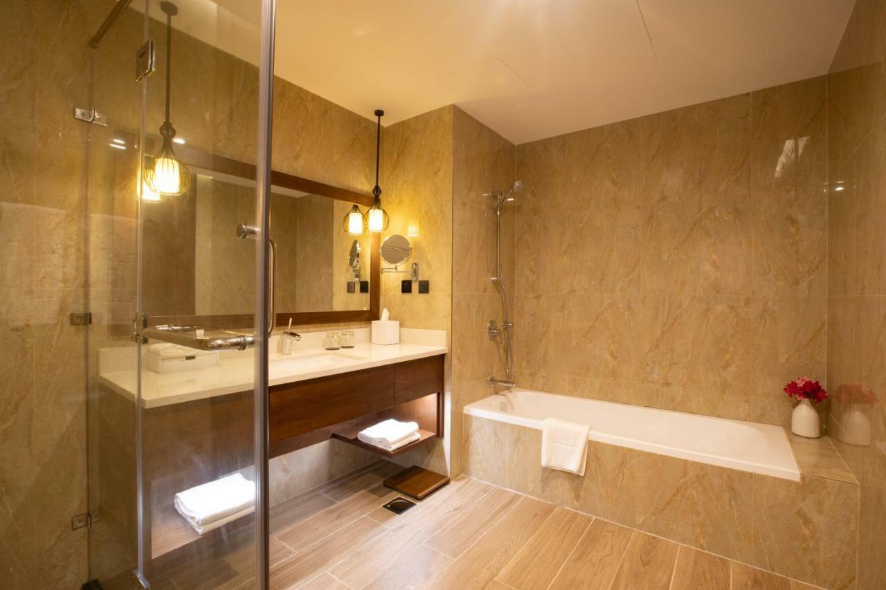 One-Bedroom Apartment,828690974:JPEG