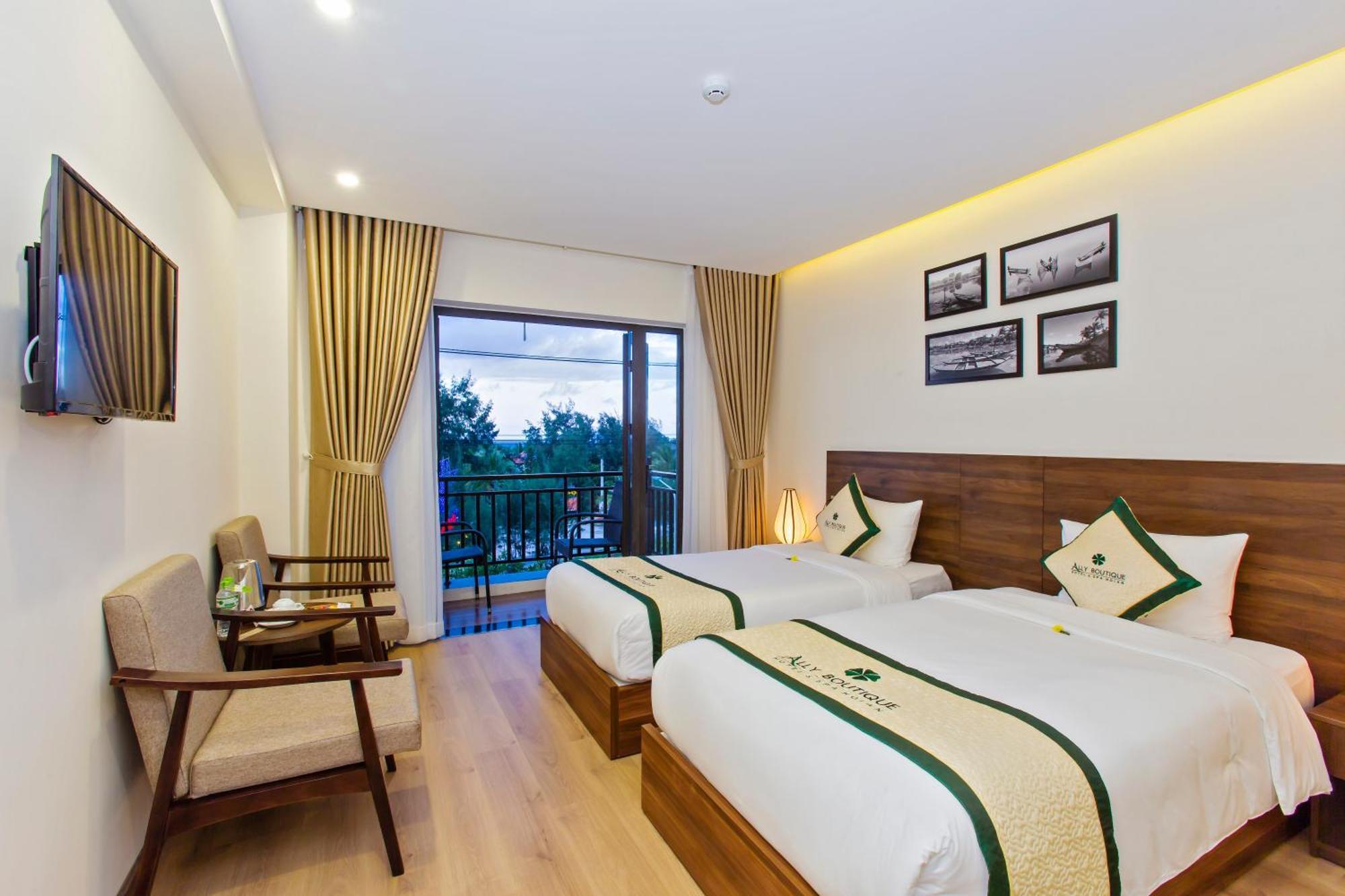 Deluxe Twin Room with Sea View