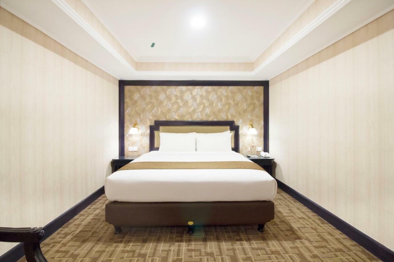 Deluxe Suite Room Double or Twin No Window Non Smoking,829078337:JPEG