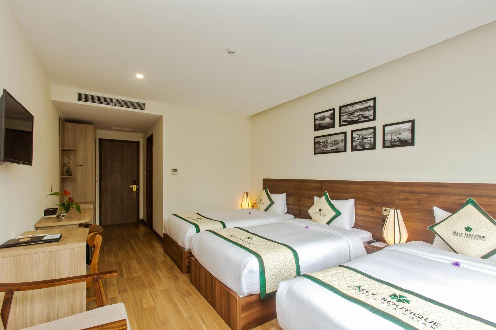 Deluxe Triple Room