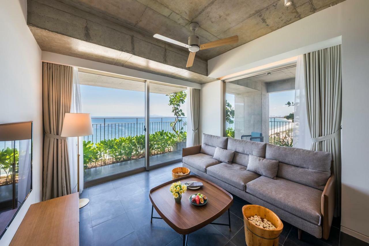 Two-Bedroom Apartment with Balcony and Sea View
