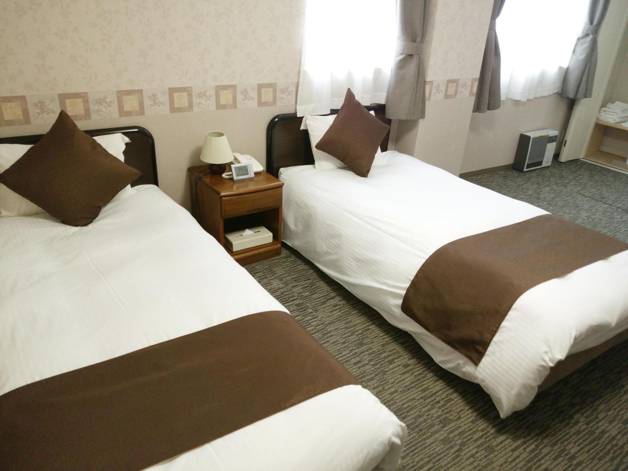 Twin Room - Non-Smoking