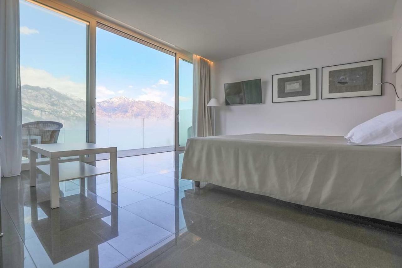 Junior Suite Superior with Balcony/Terrace and Lake View