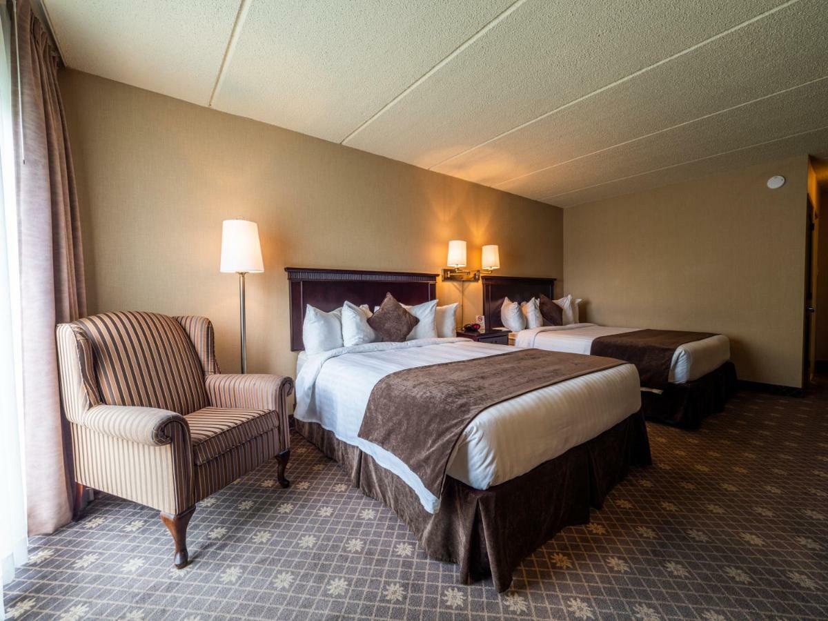 Queen Room with Two Queen Beds