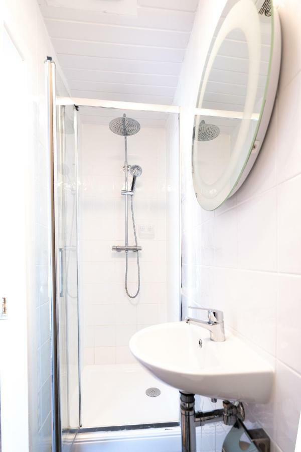 Double Room with Balcony (2 Adults + 1 Child)