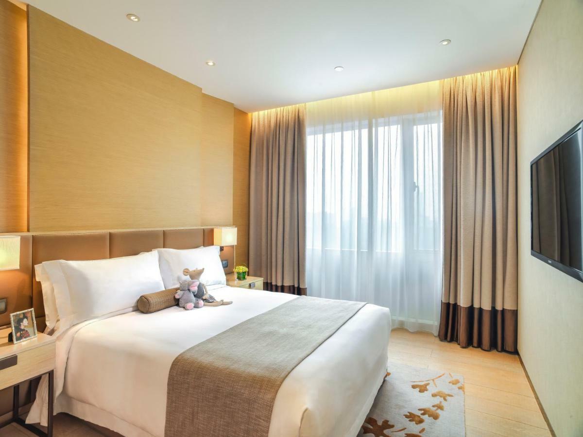 Deluxe Two-Bedroom Suite