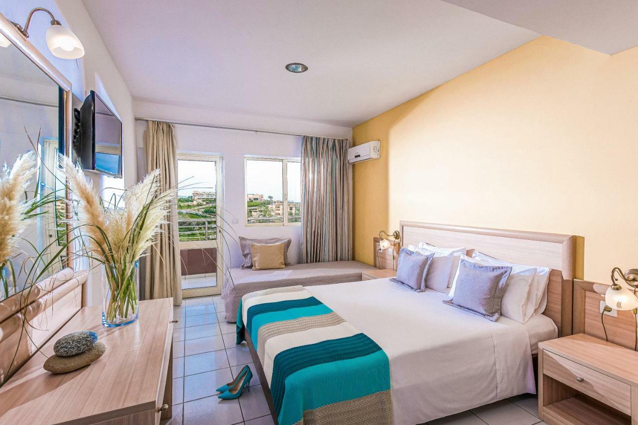 Double Room with Side Sea View or Garden View - Annex