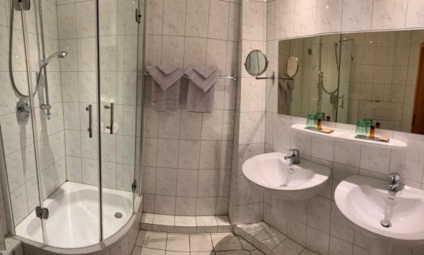 Großes Doppelzimmer