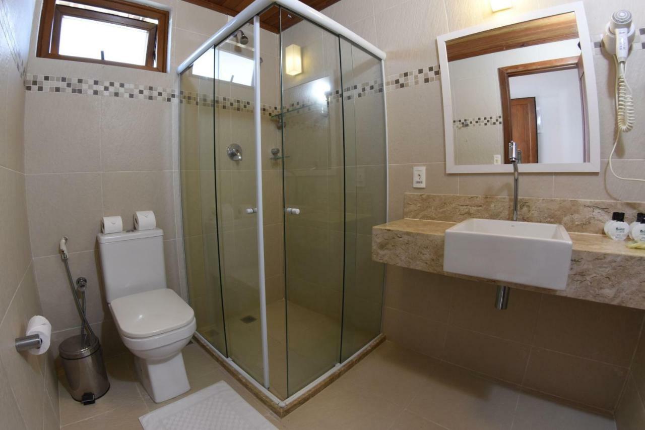 Quarto Triplo com Vista do Jardim
