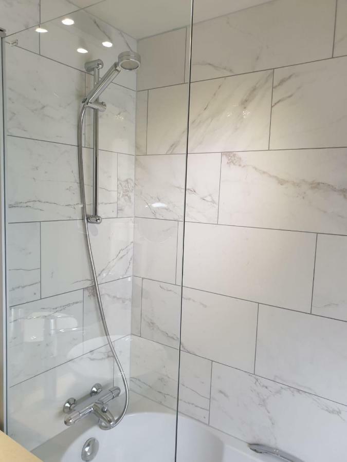Budget Single Room,831174188:JPEG