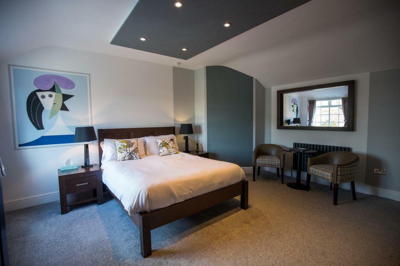 King Suite with Country View