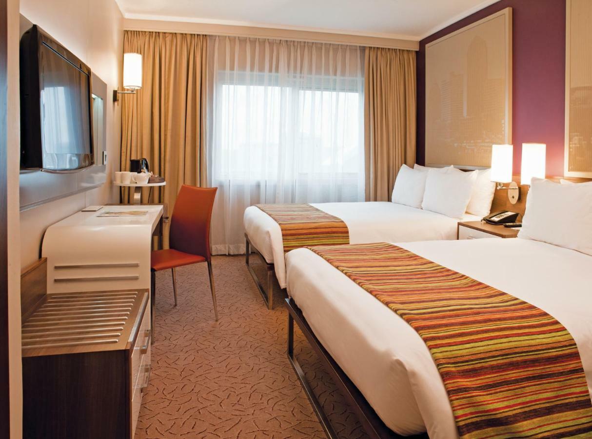 Standard Double Room with 2 Double Beds - Non Smoking