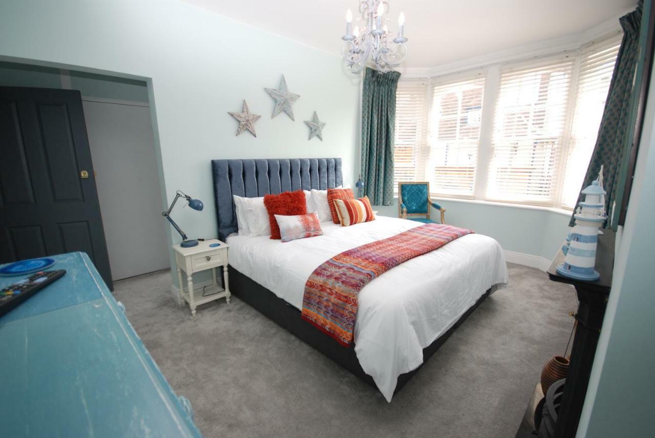 Large Double or Twin Room