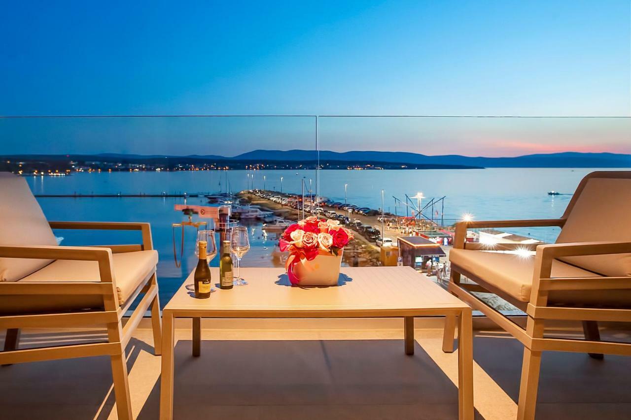Junior Suite with Balcony and Sea View